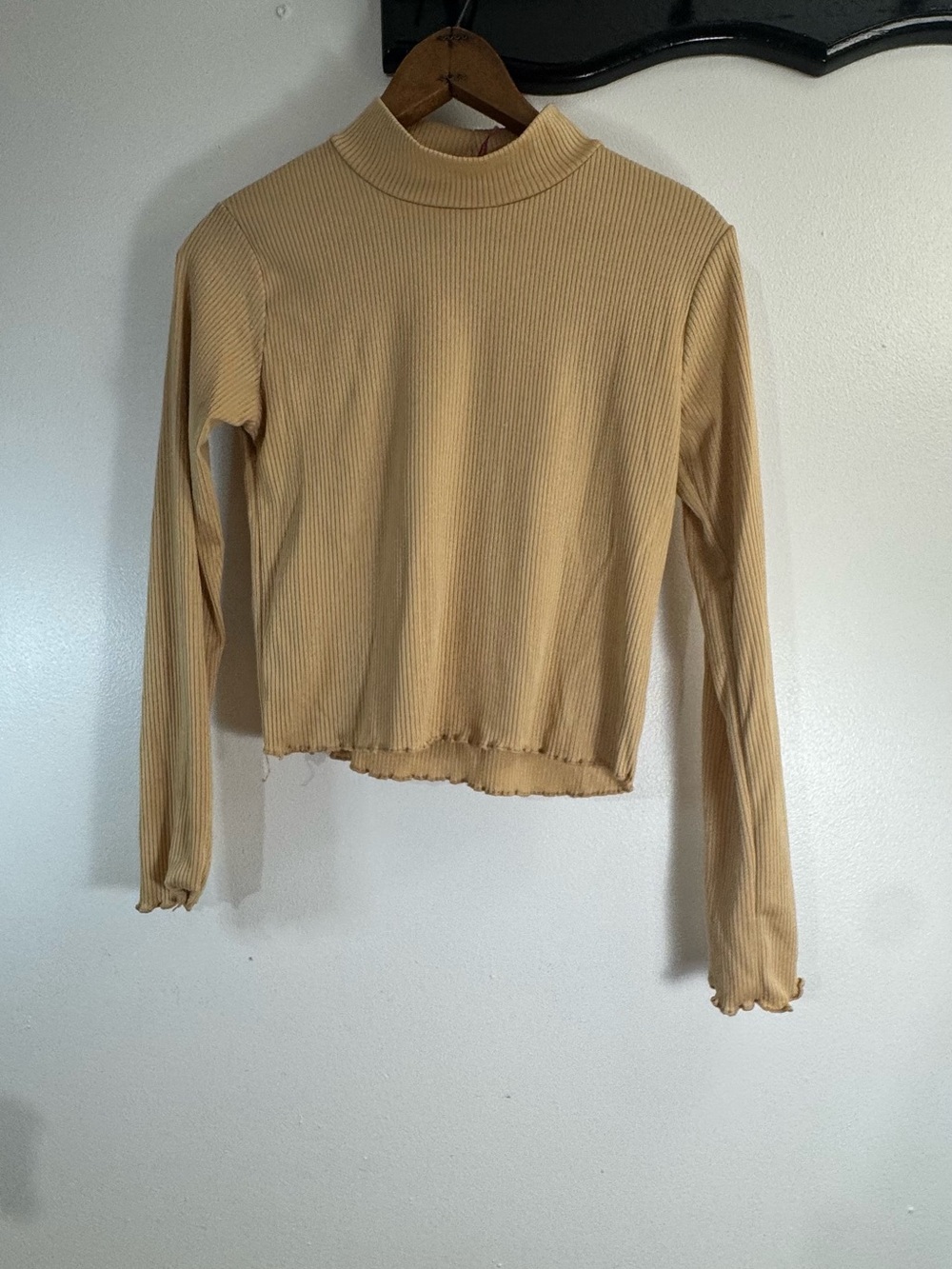Women’s Ribbed Mock Neck Long Sleeve Top - Beige